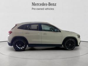Mercedes-Benz GLA GLA200d Progressive - Image 8