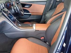 Mercedes-Benz C-Class C200 Avantgarde - Image 14