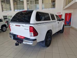 Toyota Hilux 2.4GD-6 single cab Raider manual - Image 2