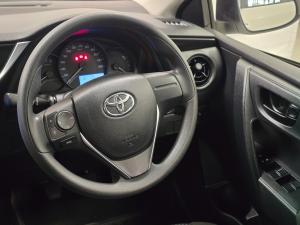 Toyota Corolla Quest 1.8 Plus auto - Image 8