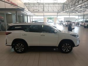 Toyota Fortuner 2.8GD-6 48V - Image 3