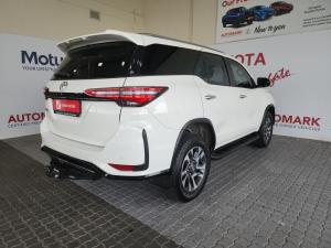 Toyota Fortuner 2.4GD-6 auto - Image 2