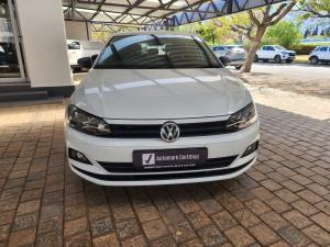 Volkswagen Polo hatch 1.6 Conceptline - Image 4