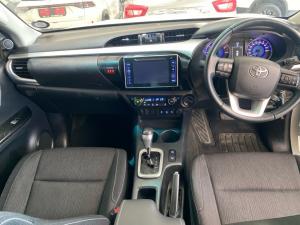 Toyota Hilux 2.8 GD-6 Raider 4X4 automaticD/C - Image 6