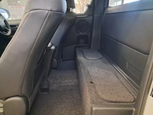 Toyota Hilux 2.8 GD-6 RB Legend automaticE/CAB - Image 13