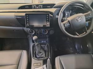 Toyota Hilux 2.8 GD-6 RB Legend automaticE/CAB - Image 6