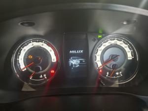 Toyota Hilux 2.8 GD-6 RB Raider automaticE/CAB - Image 11