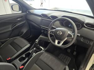 Nissan Magnite 1.0 Visia - Image 7
