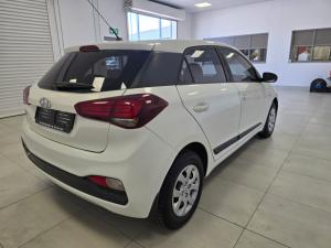 Hyundai i20 1.2 Motion - Image 2