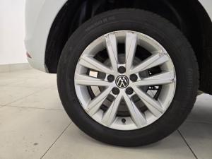Volkswagen Polo Vivo 1.6 Comfortline TIP - Image 15