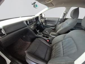 Kia Sportage 2.0 Ignite + automatic - Image 3
