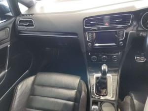 Volkswagen Golf VII GTi 2.0 TSI DSG - Image 18