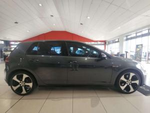 Volkswagen Golf VII GTi 2.0 TSI DSG - Image 6