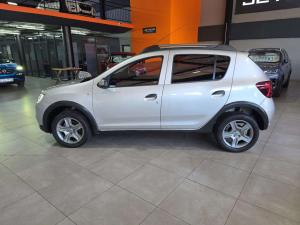 Renault Sandero 900T Stepway Expression - Image 5
