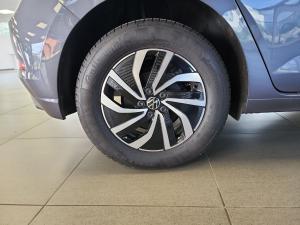 Volkswagen Polo hatch 1.0TSI - Image 14