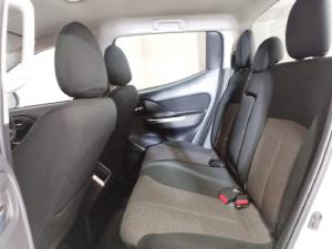 Mitsubishi Triton 2.4DI-D double cab GL - Image 14
