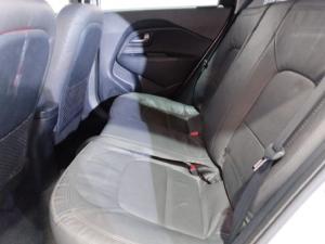 Kia Rio hatch 1.4 Tec - Image 15