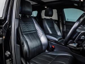 Land Rover Range Rover Evoque D200 Autobiography - Image 10