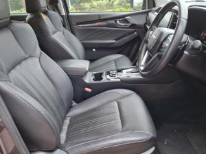 Isuzu mu-X 3.0TD Onyx 4x4 - Image 9