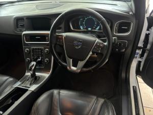 Volvo S60 D4 Excel auto - Image 6