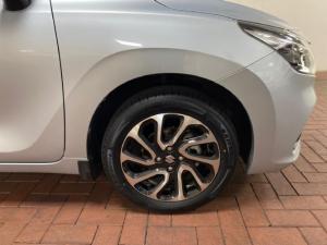 Suzuki Baleno 1.5 GLX auto - Image 6