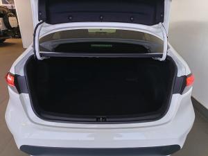 Toyota Corolla 2.0 XR auto - Image 13