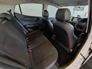 Hyundai Grand i10 1.0 Premium hatch - Image 10