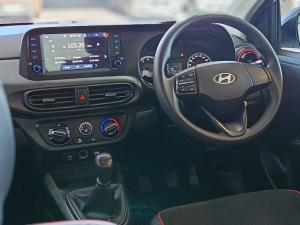 Hyundai Grand i10 1.0 Premium hatch - Image 12