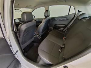 Hyundai Grand i10 1.0 Premium hatch - Image 17