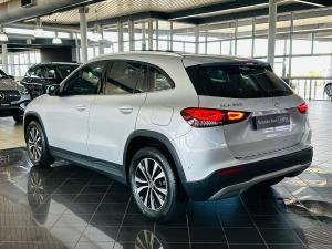 Mercedes-Benz GLA GLA200 - Image 13