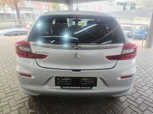 Suzuki Baleno 1.5 GLX manual - Image 3