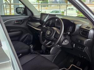 Suzuki Swift 1.2 GL - Image 10
