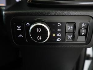 Volkswagen Amarok 2.0BiTDI double cab Life 4Motion - Image 18