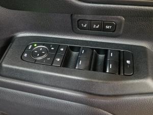 Toyota Land Cruiser Prado 2.8GD VX-R - Image 12