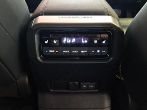 Toyota Land Cruiser Prado 2.8GD VX-R - Image 20