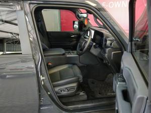 Toyota Land Cruiser Prado 2.8GD VX-R - Image 21