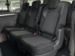 Volkswagen Transporter 2.0TDI Kombi SWB Commerce - Image 9