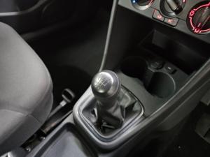 Volkswagen Polo Vivo hatch 1.4 - Image 8