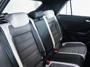 Volkswagen T-Roc 2.0TSI 140kW 4Motion R-Line - Image 10
