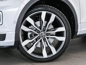 Volkswagen T-Roc 2.0TSI 140kW 4Motion R-Line - Image 2