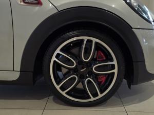 MINI Hatch John Cooper Works Hatch 3-door - Image 12