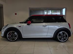 MINI Hatch John Cooper Works Hatch 3-door - Image 2