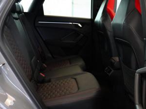 Audi RSQ3 quattro - Image 18