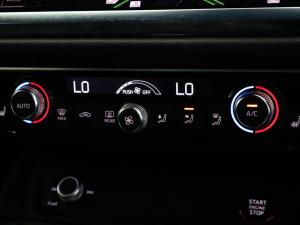 Audi RSQ3 quattro - Image 23
