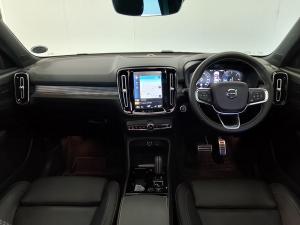 Volvo XC40 D4 AWD R-Design - Image 17