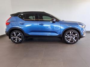 Volvo XC40 D4 AWD R-Design - Image 4
