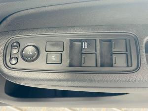 Honda Amaze 1.2 Trend - Image 17