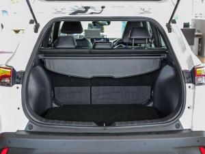 Toyota Corolla Cross 1.8 XR - Image 18