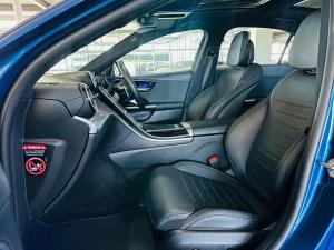 Mercedes-Benz C-Class C200 Avantgarde - Image 5