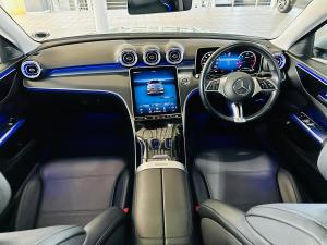 Mercedes-Benz C-Class C220d Avantgarde - Image 3